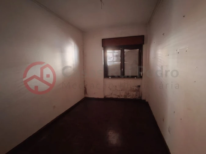 Apartamento T2 para Venda em Odivelas Foto 11