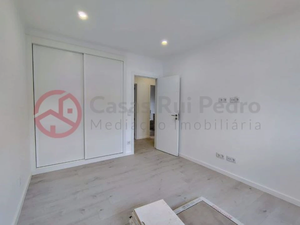 Apartamento T2 para Venda em São Vicente Foto 10
