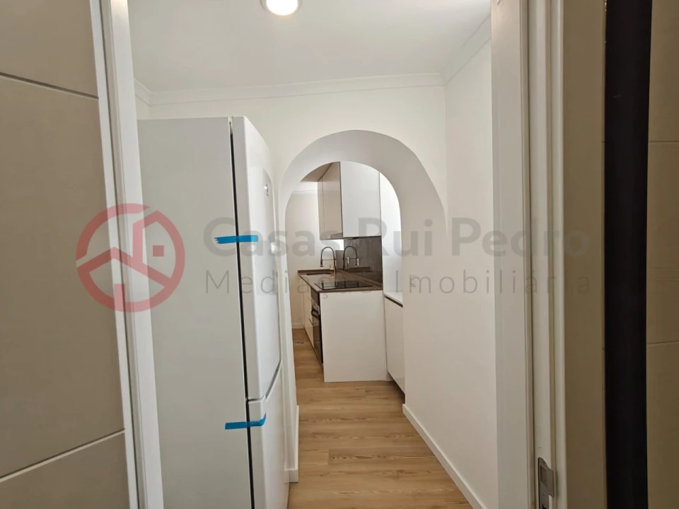 Apartamento T2 para Venda em São Vicente Foto 6