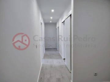 Apartamento T2 para Venda em São Vicente