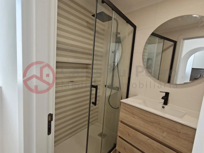 Apartamento T2 para Venda em São Vicente Foto 14