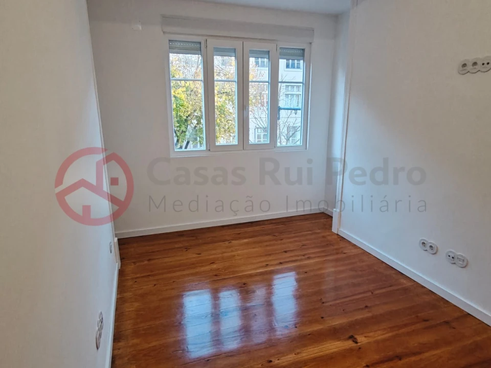 Apartamento T3 para Venda em Penha de França Foto 21