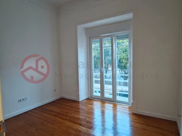 Apartamento T3 para Venda em Penha de França