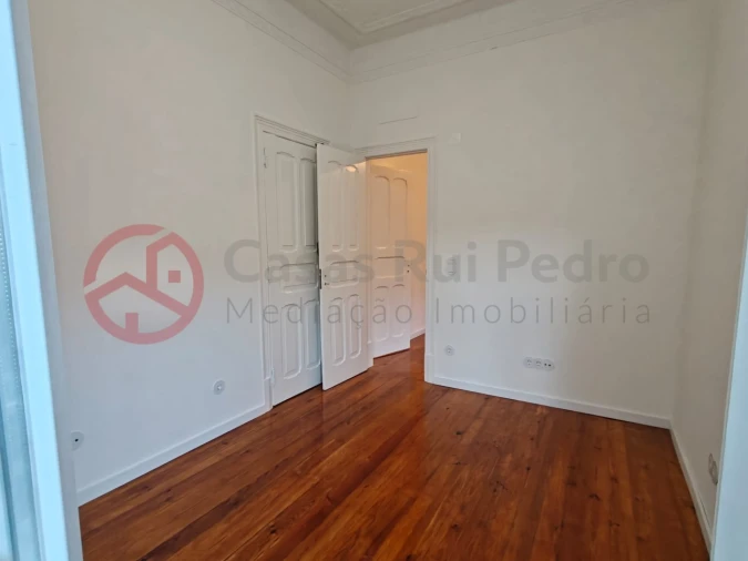 Apartamento T3 para Venda em Penha de França Foto 24