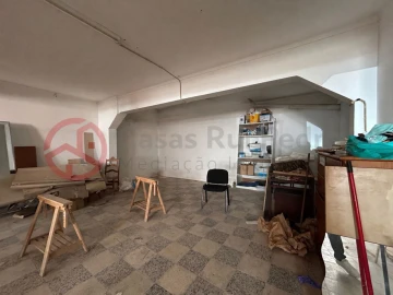 Armazém para Venda em Amora