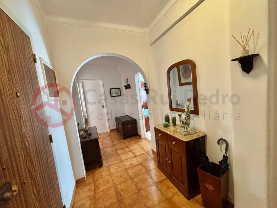 Apartamento T2 para Venda em Almada, Cova da Piedade, Pragal e Cacilhas Foto 4