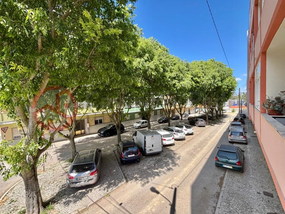 Apartamento T2 para Venda em Almada, Cova da Piedade, Pragal e Cacilhas Foto 25