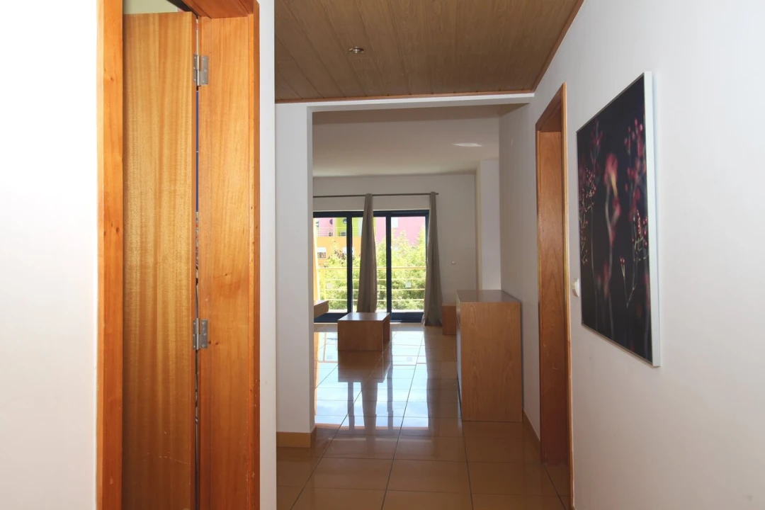 Apartamento T1 para Venda em Albufeira e Olhos de Água Foto 4