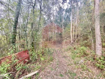 Terreno para Venda em Sande, Vilarinho, Barros e Gomide
