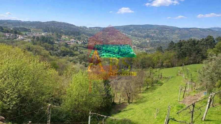 Terreno para Venda em Sande, Vilarinho, Barros e Gomide