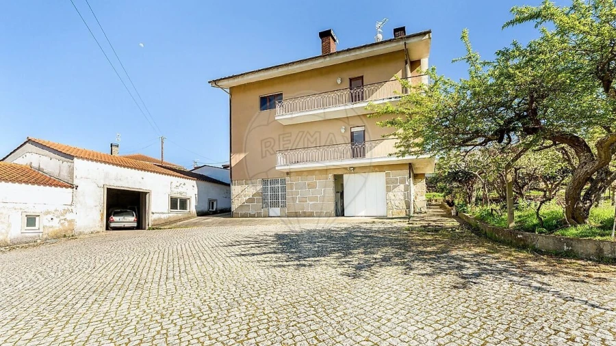 Quinta T3 para Venda em Vilar de Nantes