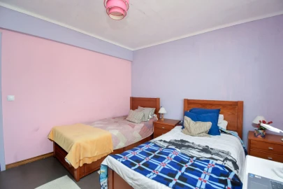 Apartamento T5 para Venda em Rio de Mouro