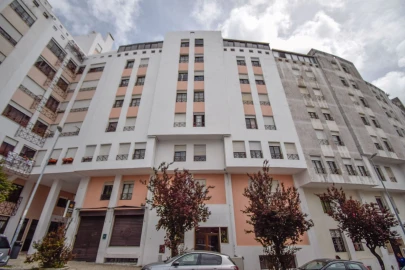 Apartamento T5 para Venda em Rio de Mouro