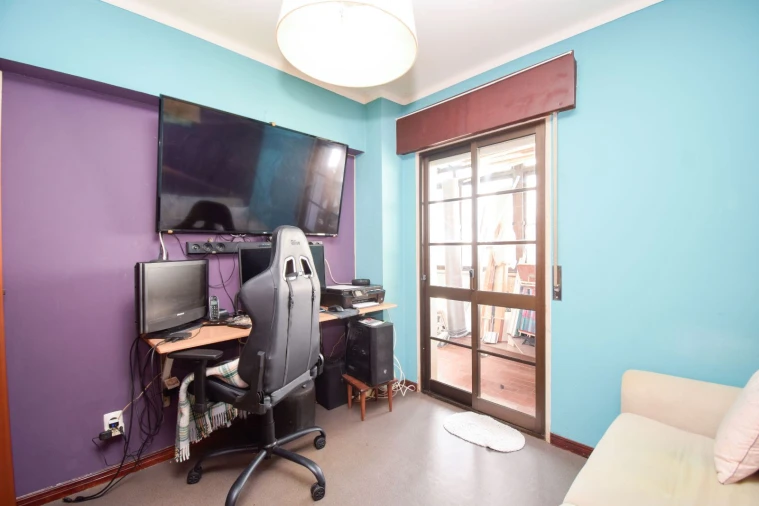 Apartamento T5 para Venda em Rio de Mouro Foto 7