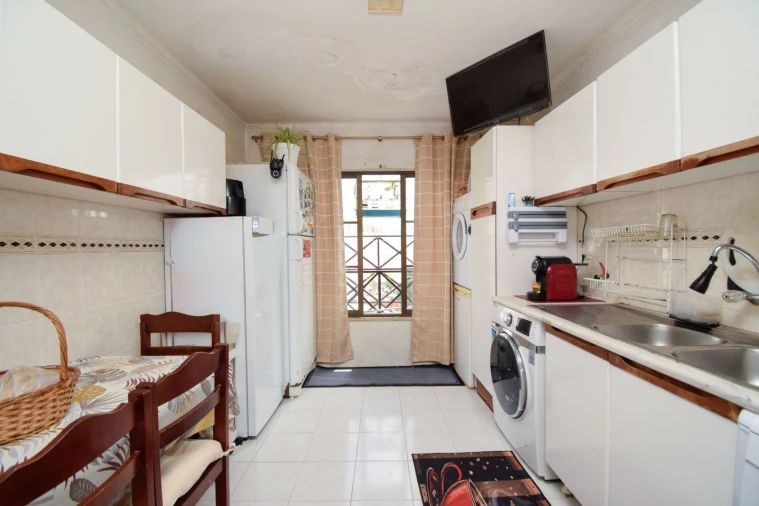 Apartamento T5 para Venda em Rio de Mouro Foto 20