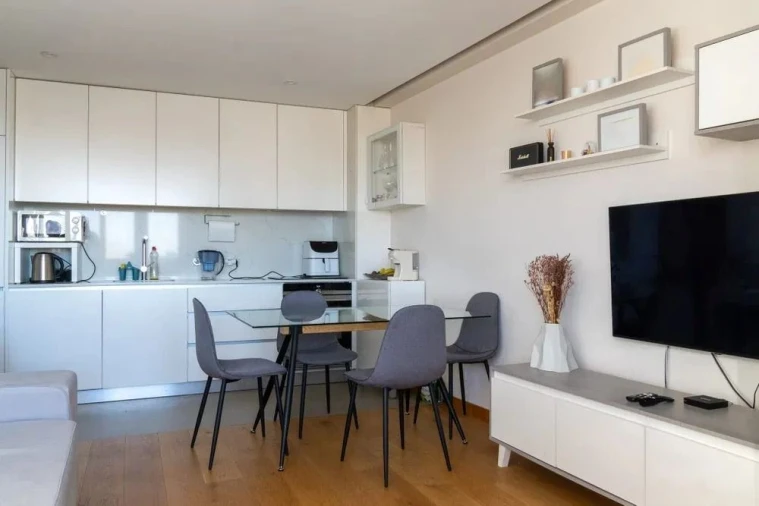 Apartamento T2 para Arrendamento em Paranhos Foto 4