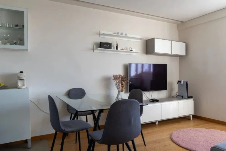 Apartamento T2 para Arrendamento em Paranhos Foto 5