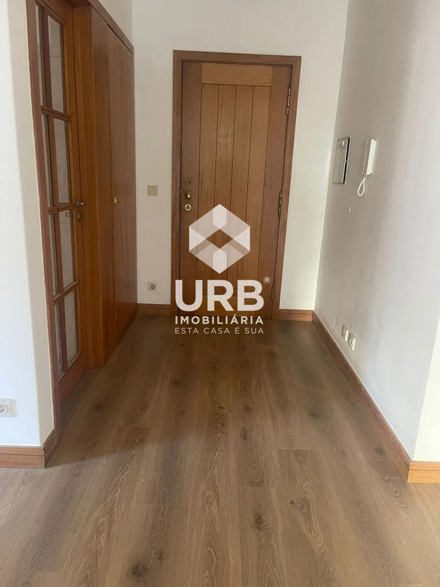 Apartamento T3 para Arrendamento em São Vitor (Braga) Foto 15