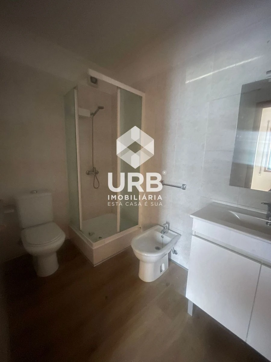 Apartamento T3 para Arrendamento em São Vitor (Braga) Foto 20
