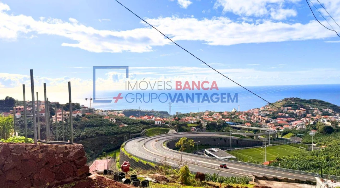 Terreno P/ Prédio para Venda em Camara de Lobos Foto 7