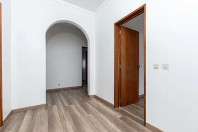 Moradia T3 para Venda em Carregado e Cadafais
