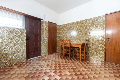 Moradia T3 para Venda em Carregado e Cadafais
