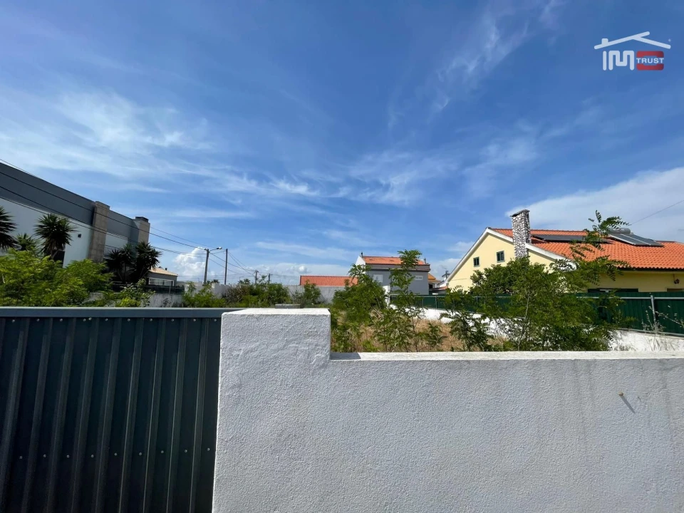 Terreno Comércio / Armazém para Arrendamento em Sarilhos Grandes Foto 11
