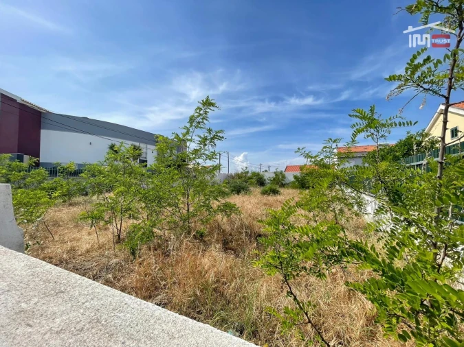 Terreno Comércio / Armazém para Arrendamento em Sarilhos Grandes Foto 9