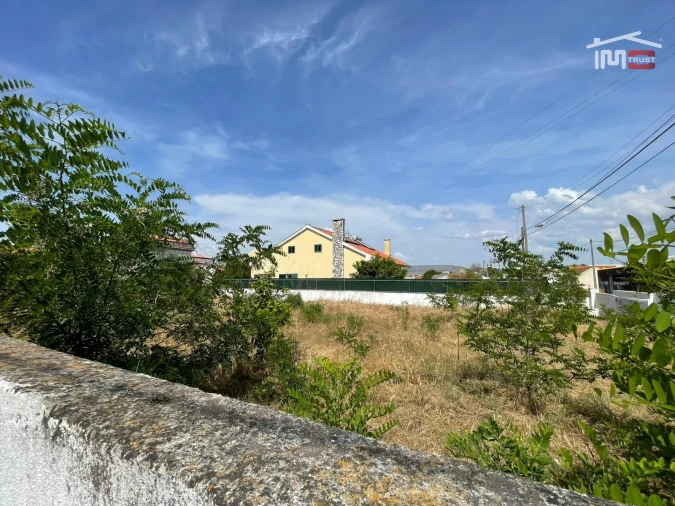 Terreno Comércio / Armazém para Arrendamento em Sarilhos Grandes Foto 14