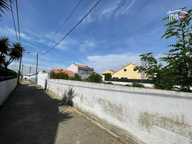 Terreno Comércio / Armazém para Arrendamento em Sarilhos Grandes Foto 15