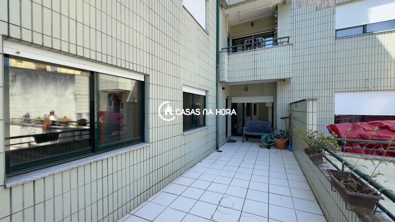 Apartamento T2 para Arrendamento em Oliveira do Douro Foto 2
