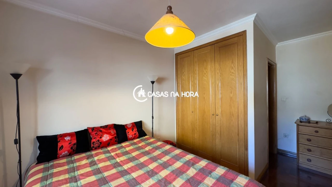Apartamento T2 para Arrendamento em Oliveira do Douro Foto 3