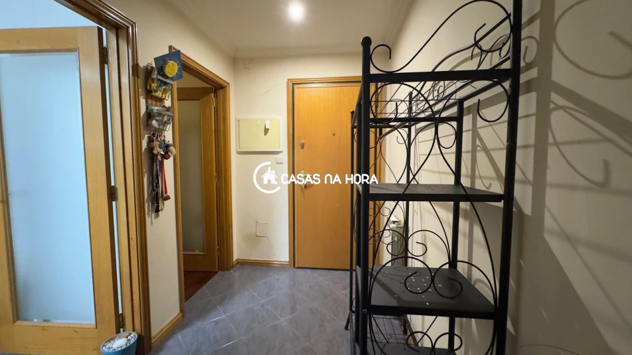 Apartamento T2 para Arrendamento em Oliveira do Douro Foto 15