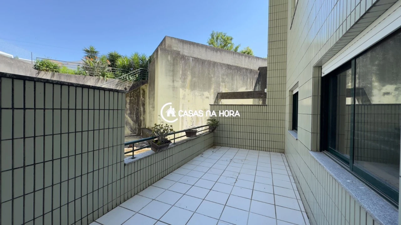 Apartamento T2 para Arrendamento em Oliveira do Douro Foto 20