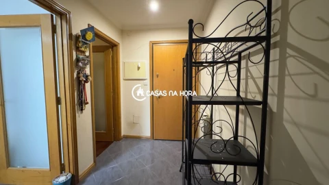 Apartamento T2 para Arrendamento em Oliveira do Douro