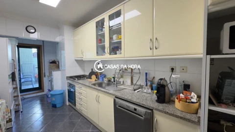 Apartamento T2 para Arrendamento em Oliveira do Douro