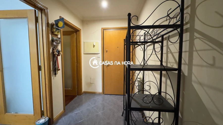 Apartamento T2 para Arrendamento em Oliveira do Douro Foto 15