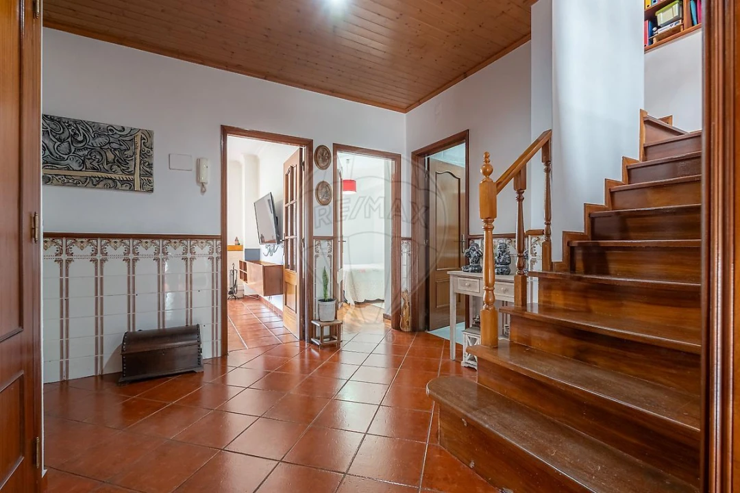 Apartamento T4 para Venda em Lousã e Vilarinho Foto 3