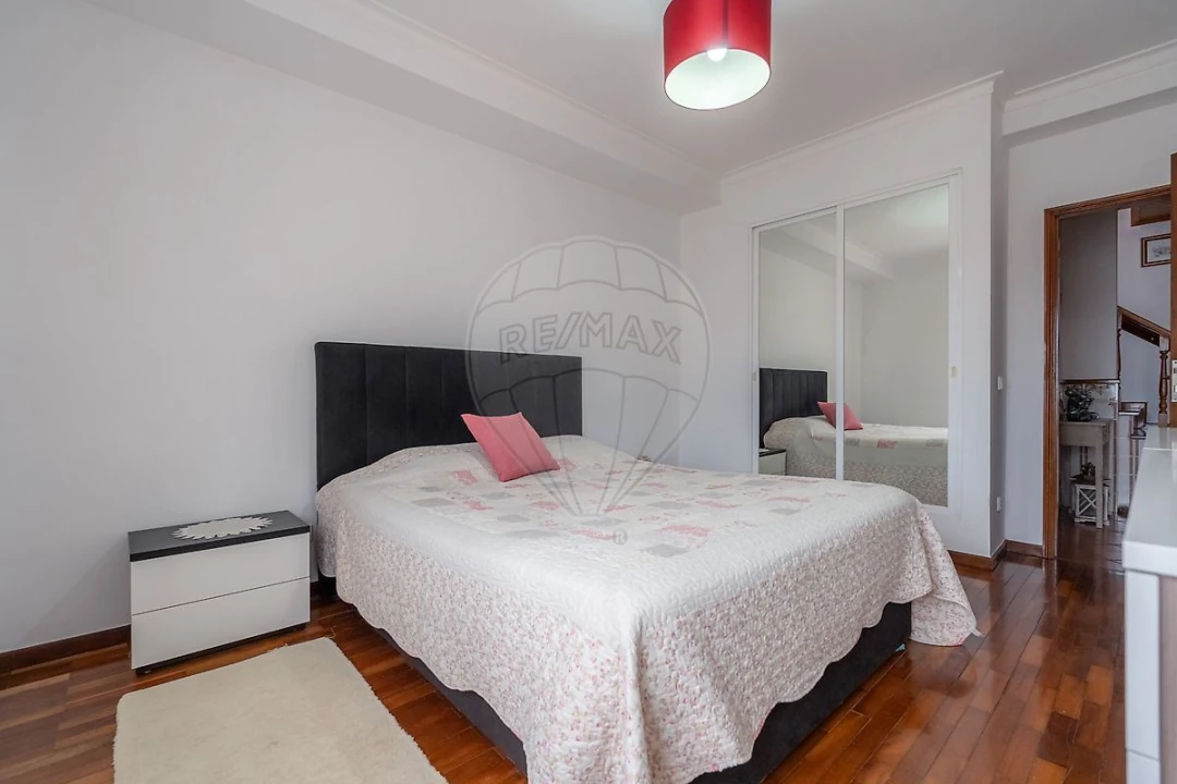 Apartamento T4 para Venda em Lousã e Vilarinho Foto 5