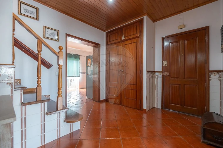 Apartamento T4 para Venda em Lousã e Vilarinho Foto 4