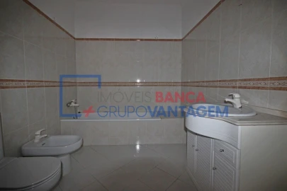 Apartamento T2 para Venda em Marvila, Ribeira Santarém, São Salvador, São Nicolau