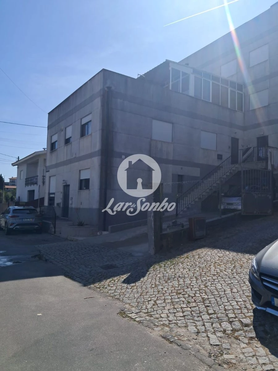 Apartamento T2 para Venda em Figueiras e Covas Foto 2