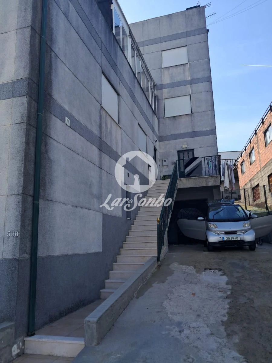 Apartamento T2 para Venda em Figueiras e Covas Foto 3