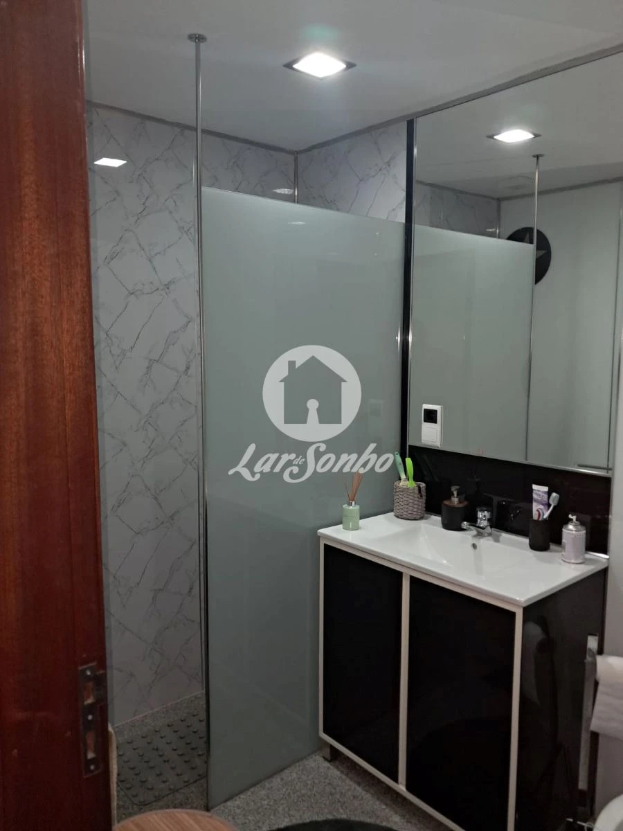 Apartamento T2 para Venda em Figueiras e Covas Foto 14
