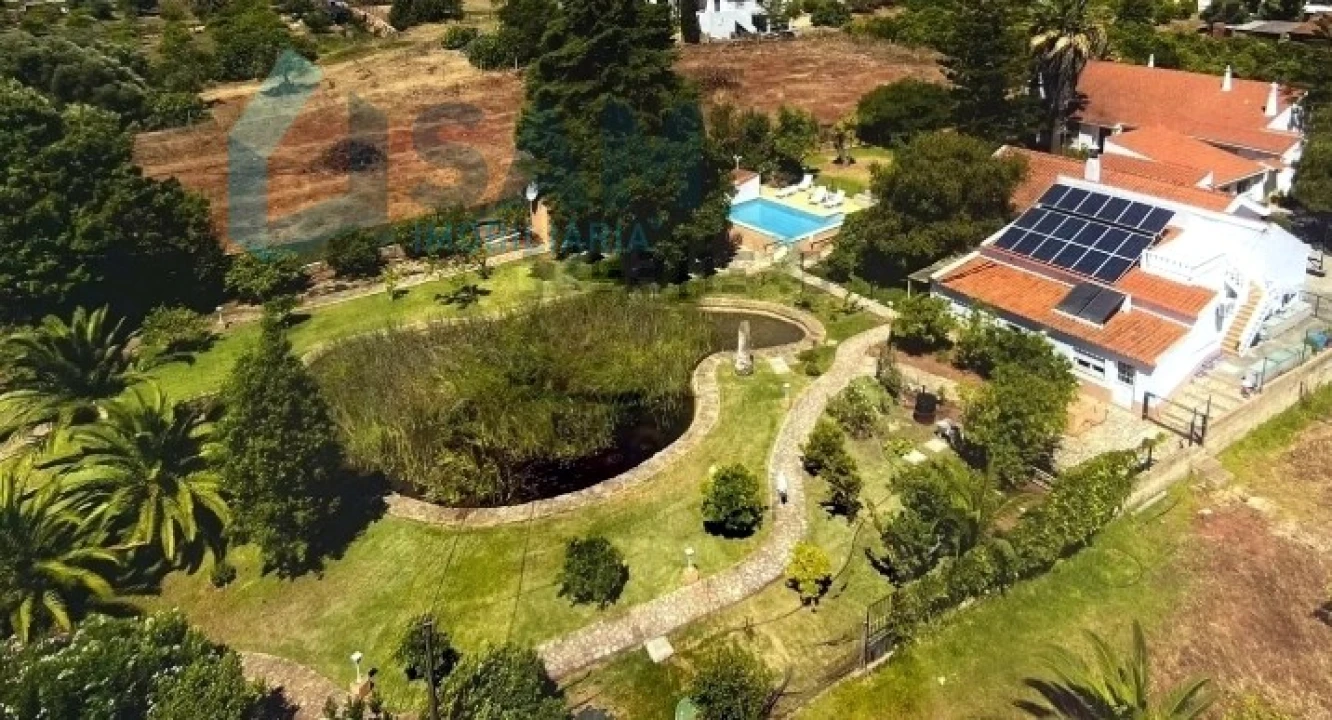 Moradia T4 para Venda em Silves Foto 2