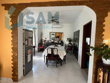 Moradia T4 para Venda em Silves