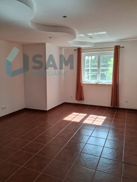 Moradia T4 para Venda em Silves