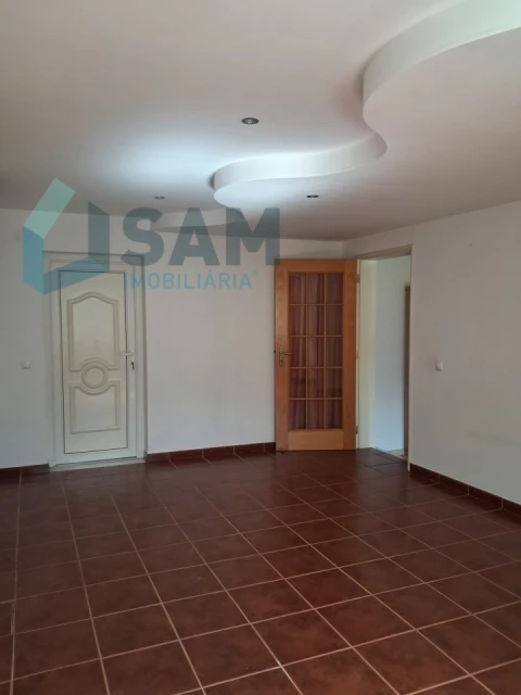 Moradia T4 para Venda em Silves
