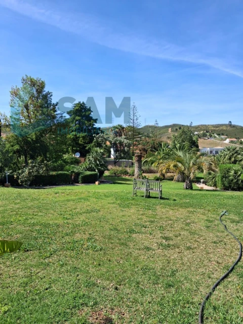 Moradia T4 para Venda em Silves