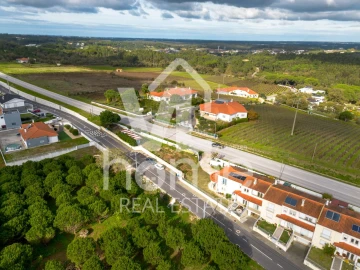 Apartamento T4 para Venda em Parceiros e Azoia